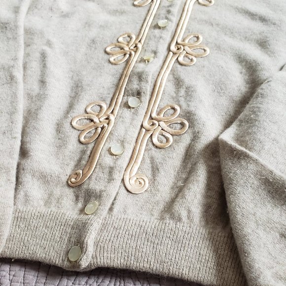 Vintage Ladies Cardigan - Picture 3 of 9